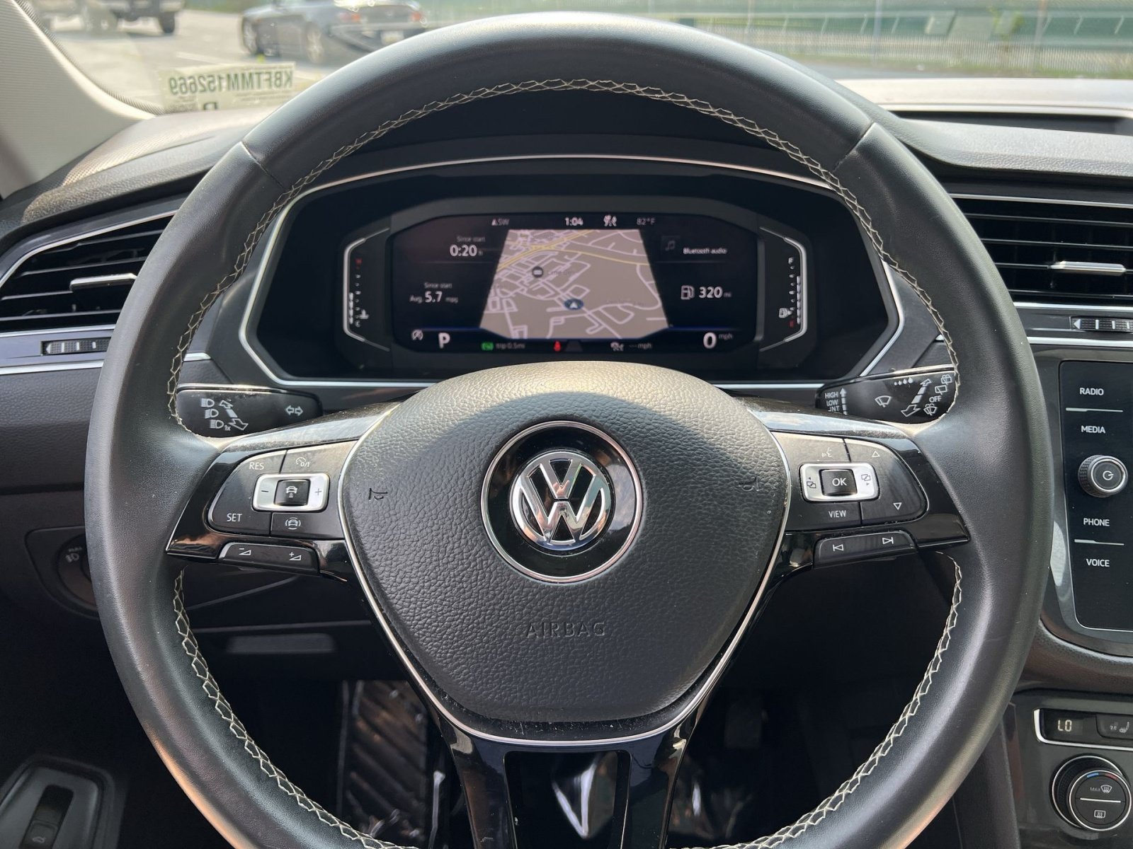 Used 2021 Volkswagen Tiguan SE AWD/4WD image 16