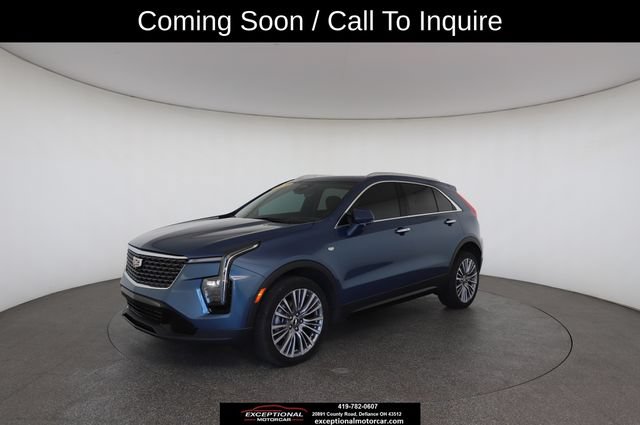 Used 2024 Cadillac XT4 Premium Luxury w/ Technology Package AWD/4WD image 3
