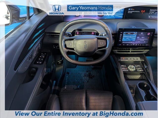 Used 2024 Lincoln Nautilus Reserve w/ Equipment Group 203A AWD/4WD image 16
