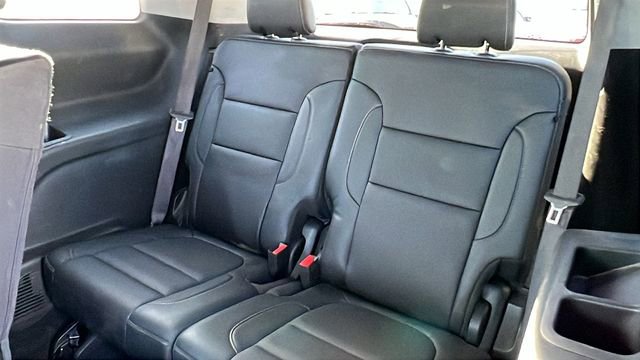 Used 2023 GMC Acadia SLT image 19