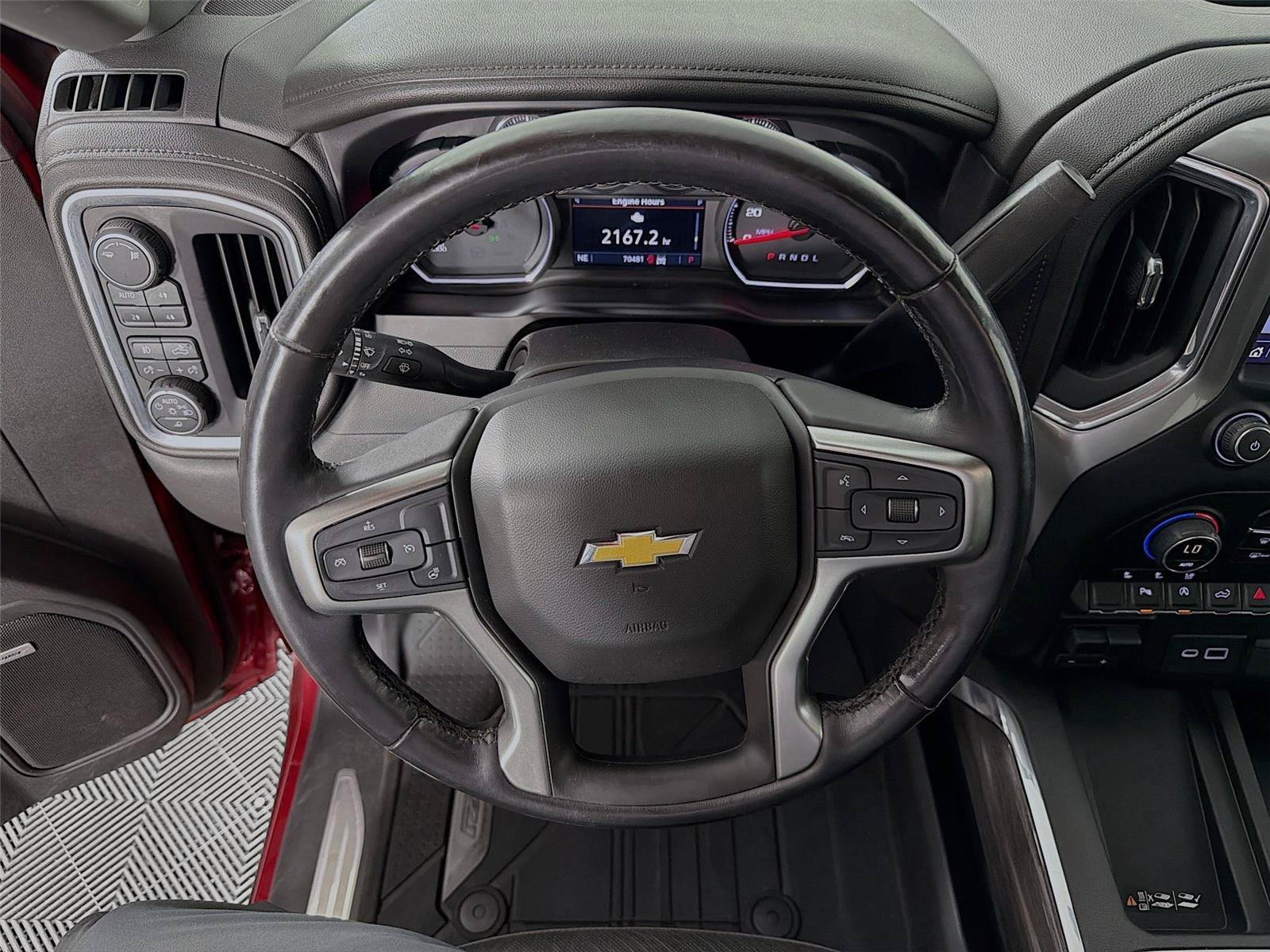 Used 2019 Chevrolet Silverado 1500 LTZ w/ LTZ Convenience Package AWD/4WD image 3