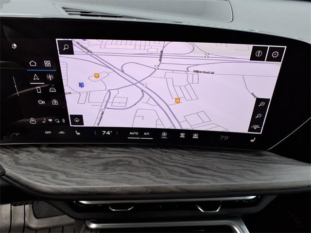 Used 2025 Audi Q5 Premium w/ Convenience Package image 23