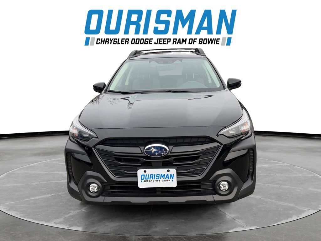 Used 2025 Subaru Outback Onyx Edition image 8