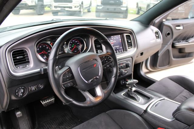 Used 2019 Dodge Charger R/T w/ Plus Group RWD image 17