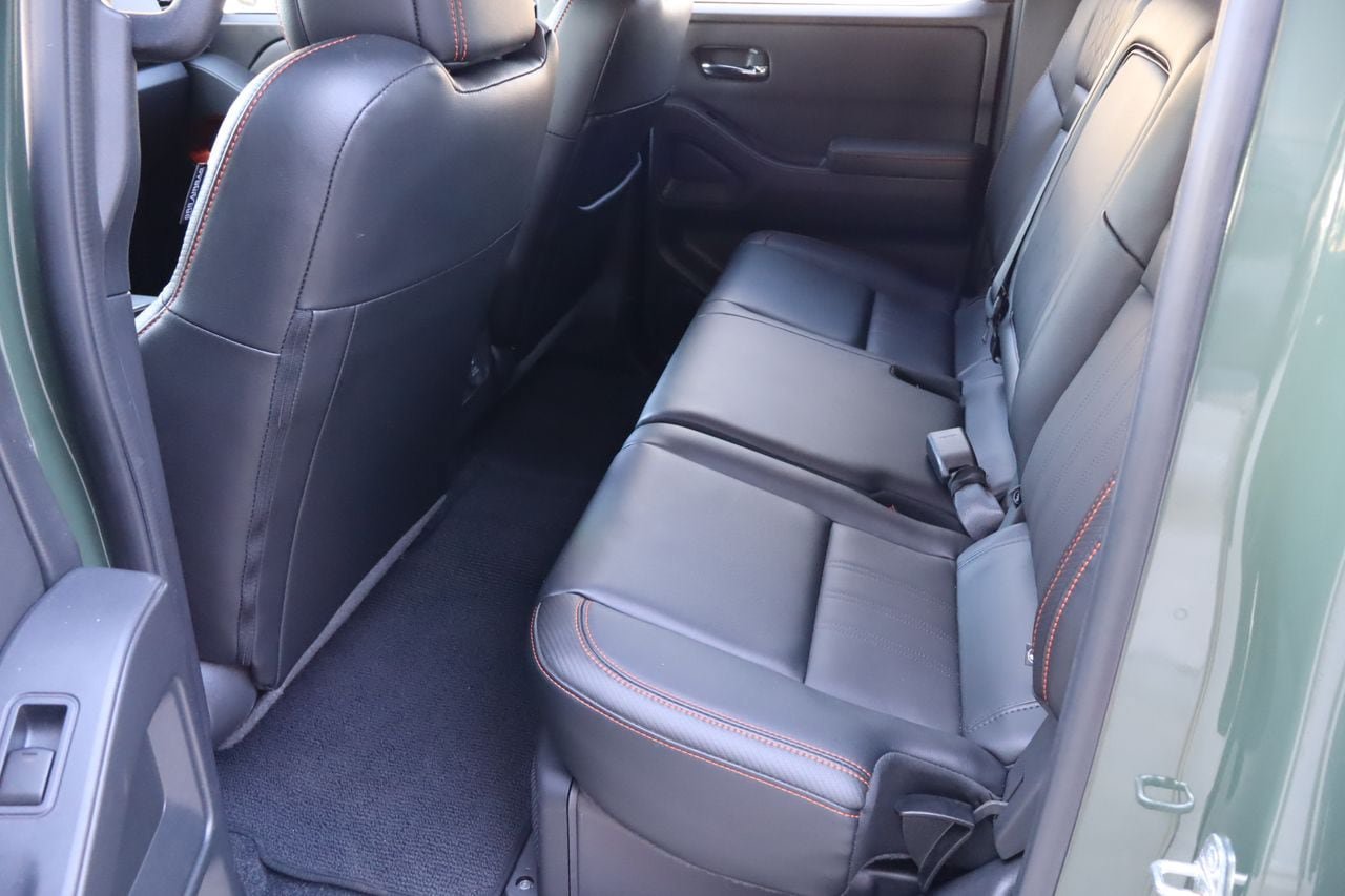Used 2023 Nissan Frontier Pro-X w/ Pro-X Premium Package RWD image 6