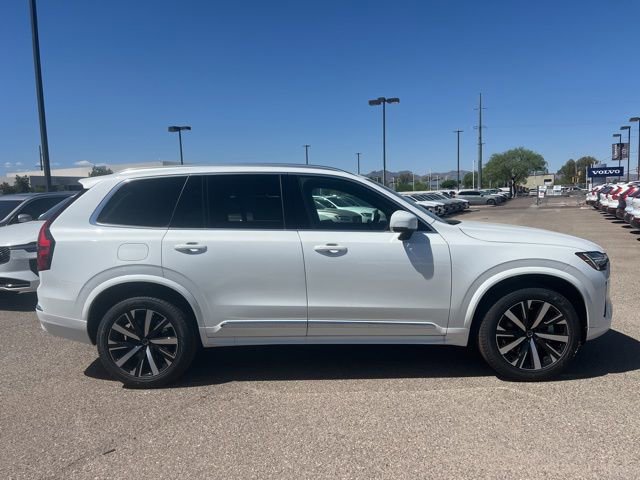 New 2026 Volvo XC90 B5 Core image 2