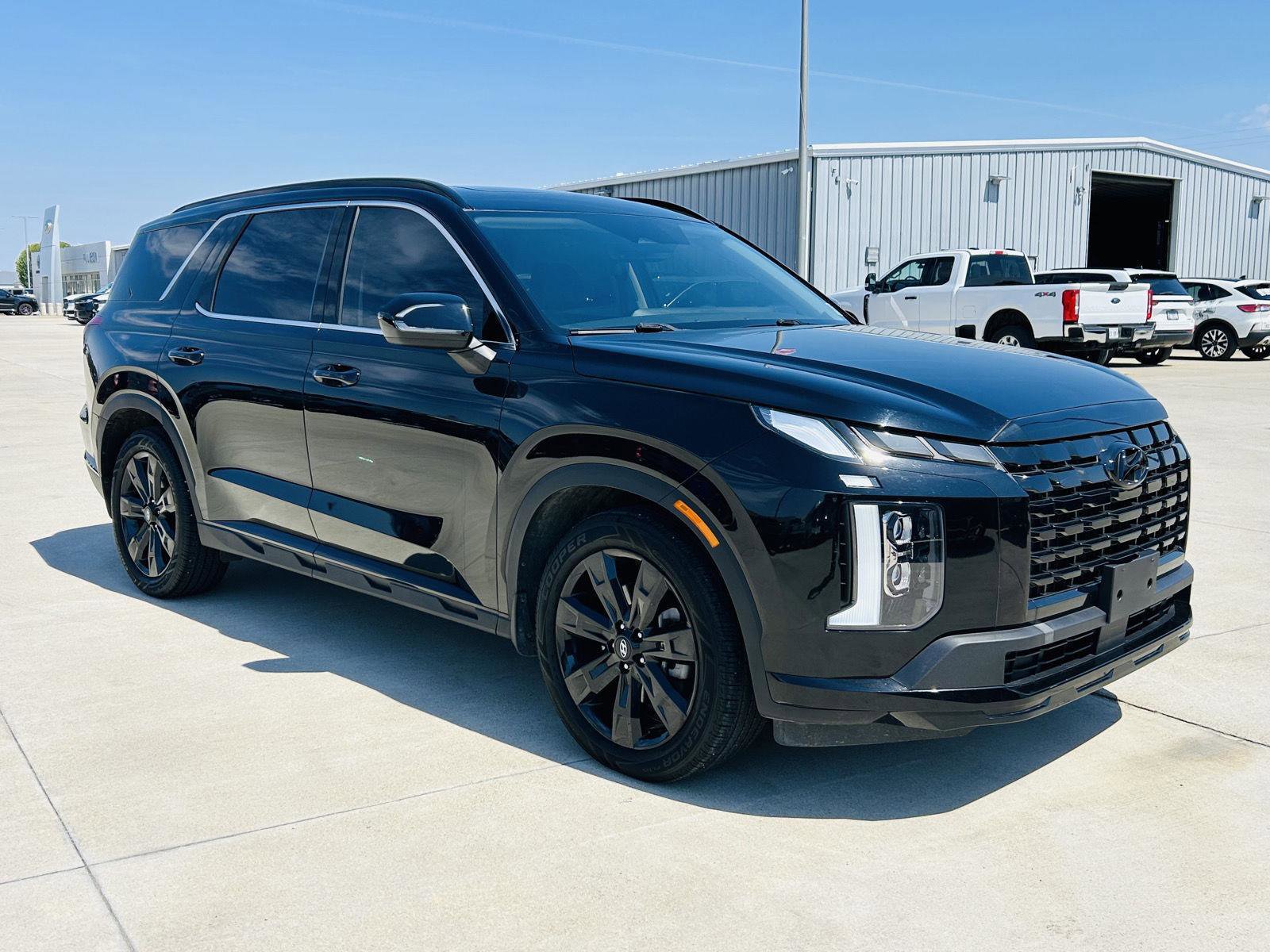 Used 2023 Hyundai Palisade XRT AWD/4WD image 2