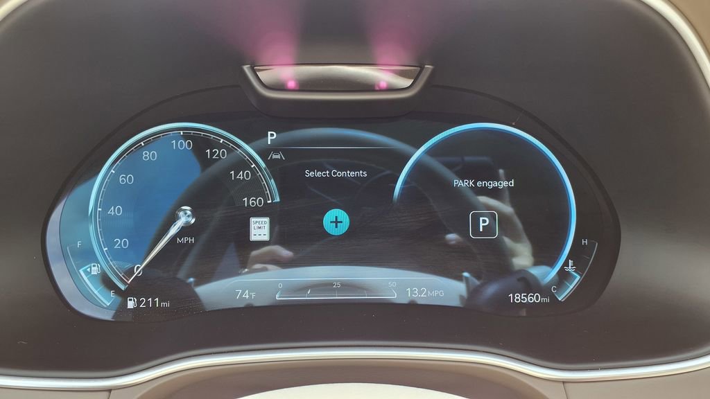 Used 2024 Genesis GV80 3.5T image 32