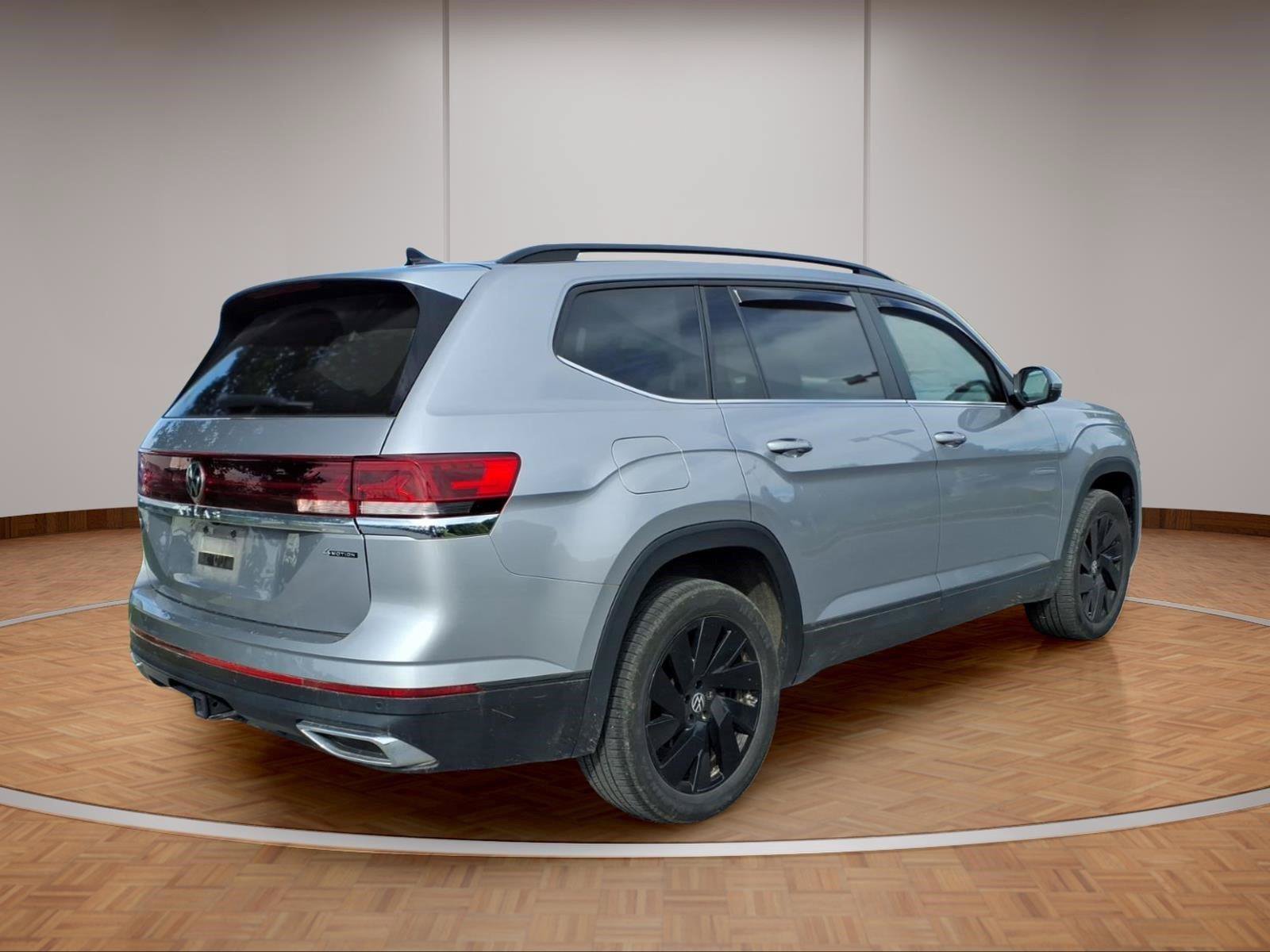 Used 2024 Volkswagen Atlas SE AWD/4WD image 7