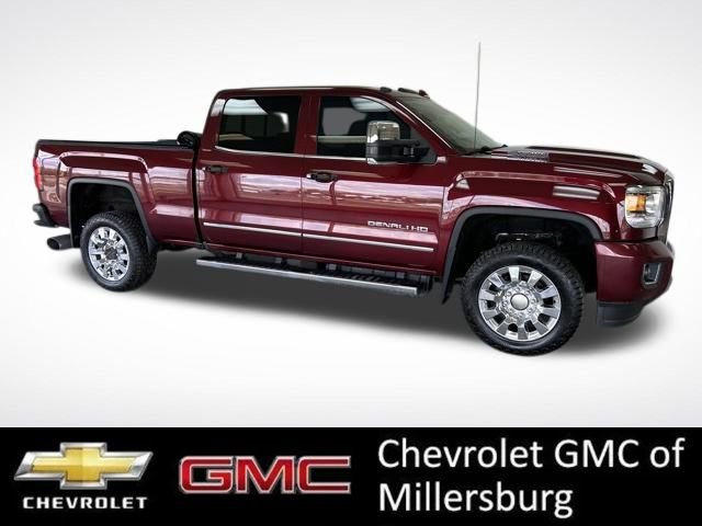 Used 2017 GMC Sierra 2500 Denali w/ Duramax Plus Package AWD/4WD image 2