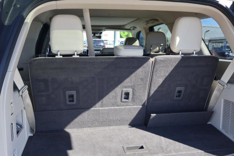 Used 2019 Lincoln Navigator Reserve image 27