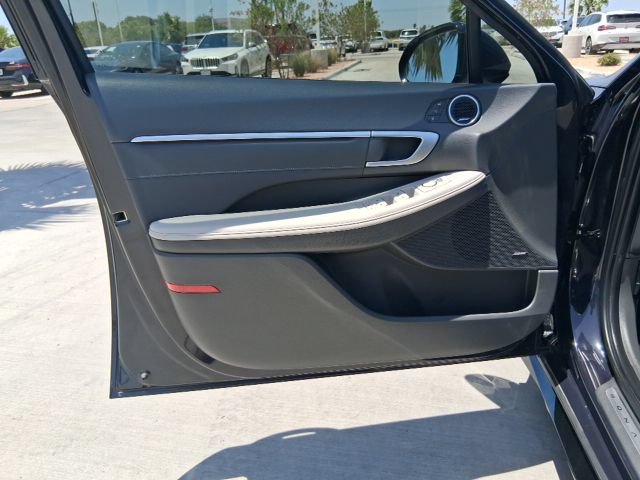 Used 2024 Hyundai Sonata Limited FWD image 13