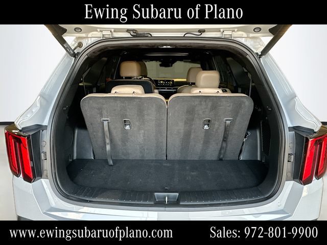 Used 2025 Kia Sorento SX Prestige w/ Olive Brown Leather Package AWD/4WD image 28