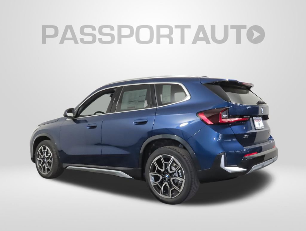 Used 2025 BMW X1 xDrive28i w/ Convenience Package AWD/4WD image 3