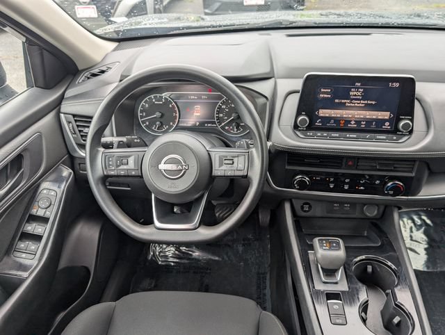Used 2024 Nissan Rogue S FWD image 15