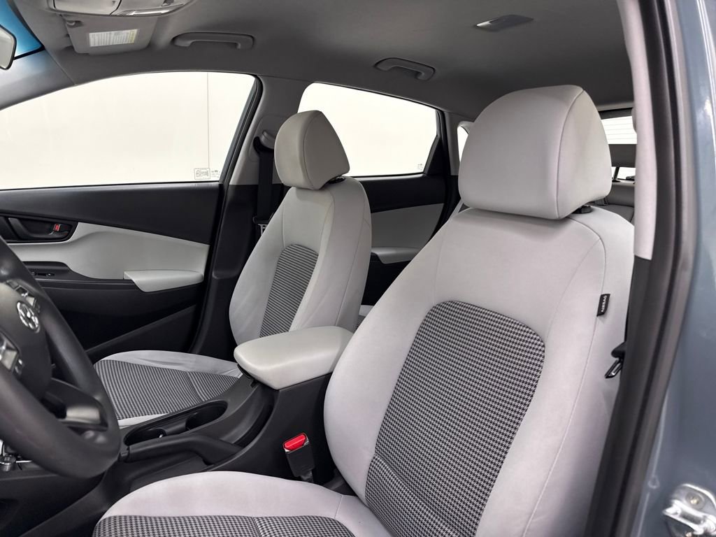 Used 2023 Hyundai Kona SE image 14