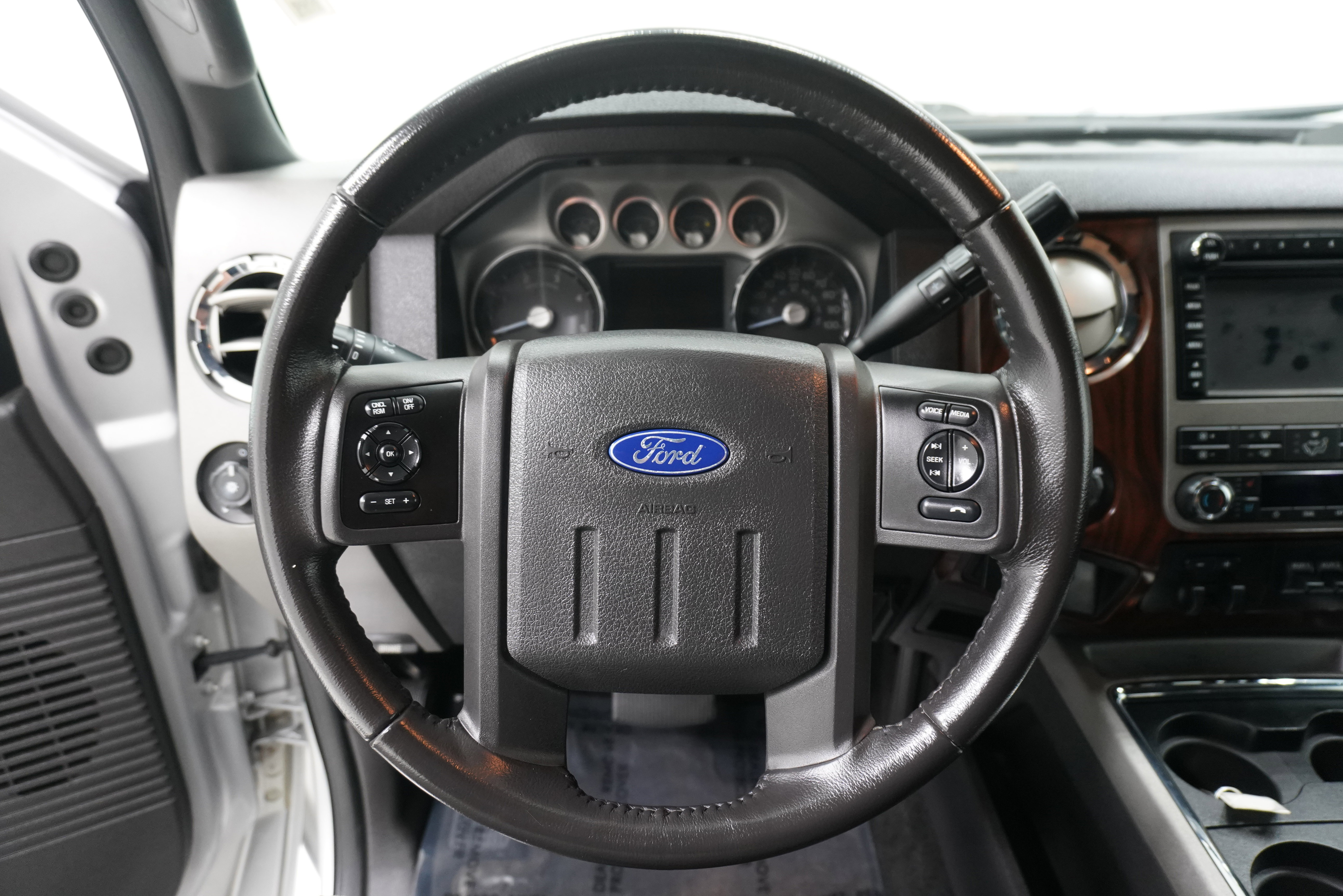 Used 2012 Ford F350 Lariat w/ Lariat Ultimate Pkg AWD/4WD image 16