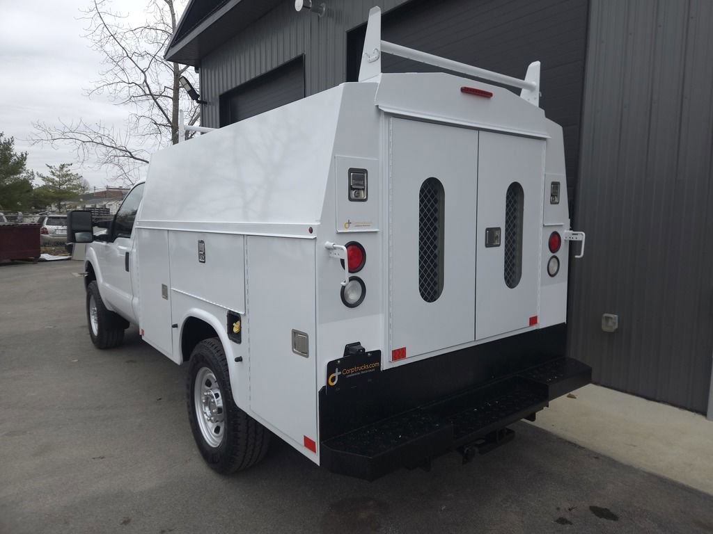 Used 2011 Ford F350 XL w/ XL Value Pkg image 3