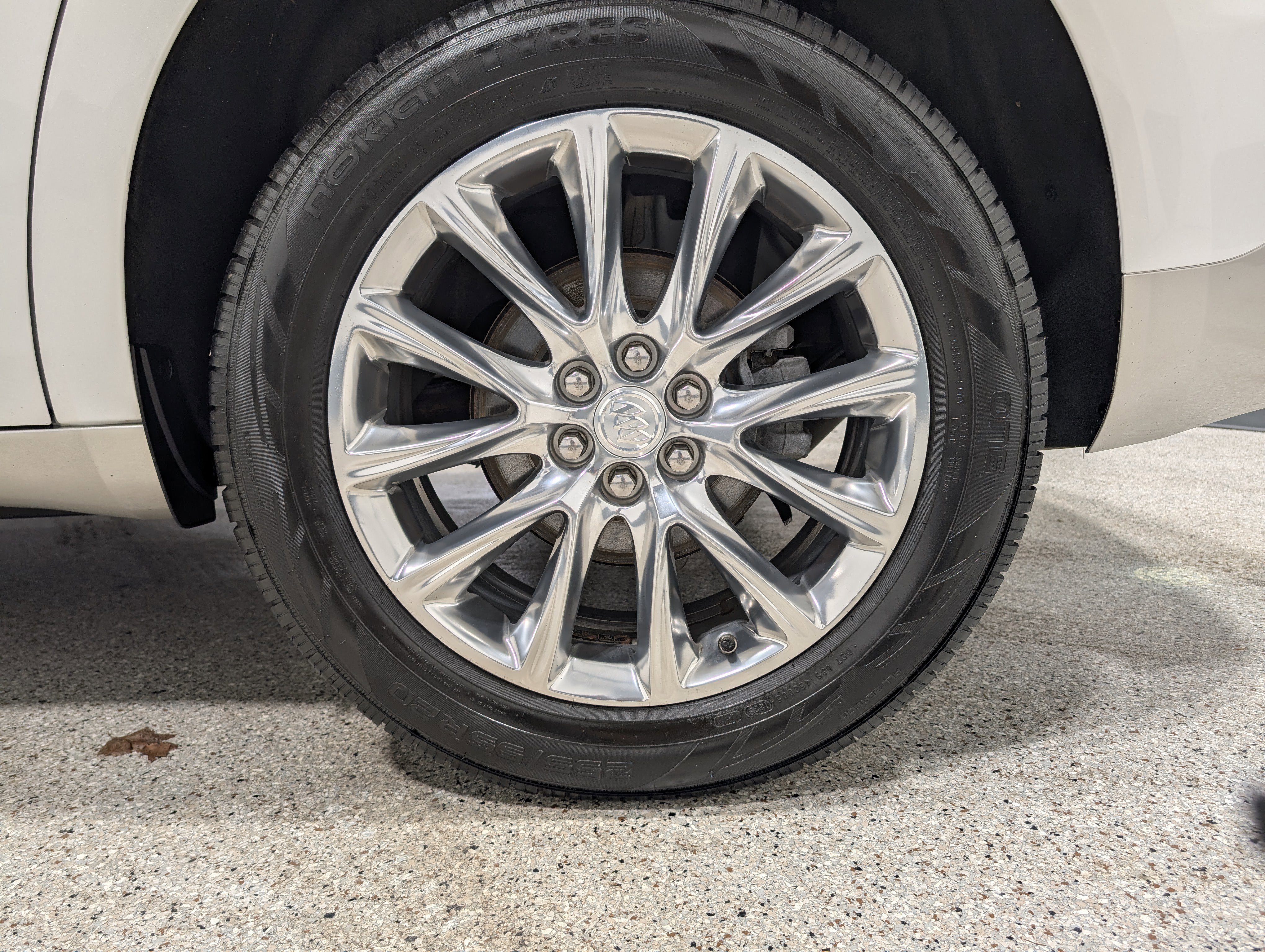 Used 2021 Buick Enclave Premium w/ Surround and Sites Package image 10