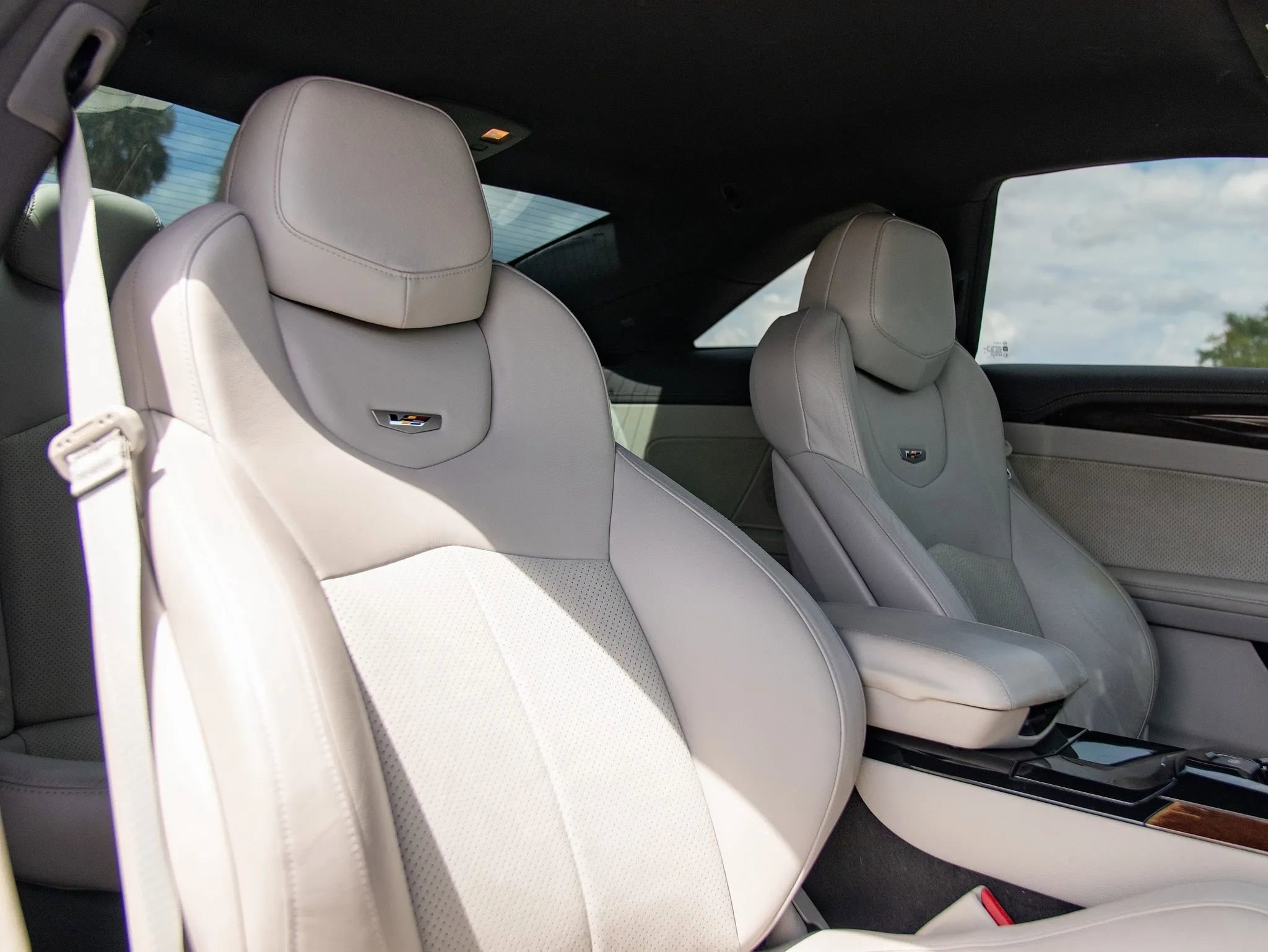 Used 2013 Cadillac CTS V w/ Wood Trim Package RWD image 32