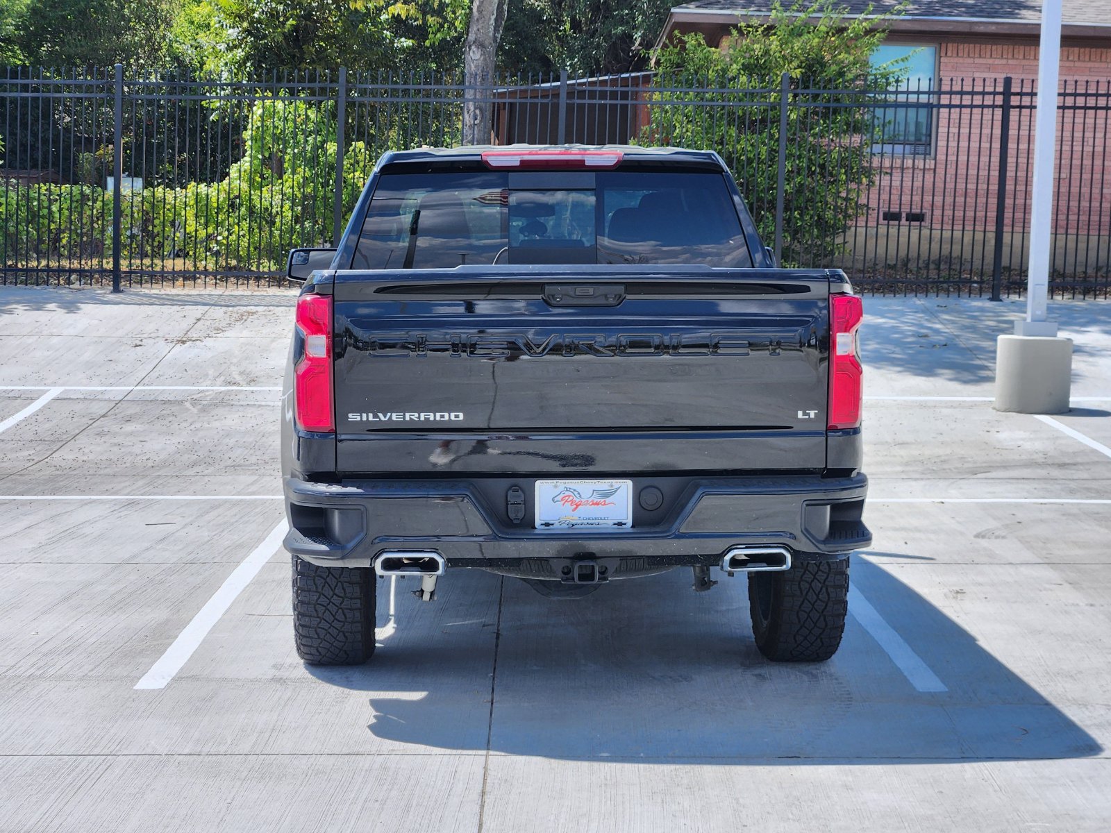 Certified 2026 Chevrolet Silverado 1500 LT Trail Boss w/ Convenience Package II AWD/4WD image 9