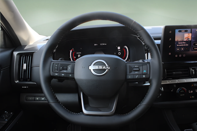 New 2026 Nissan Pathfinder SL AWD/4WD image 11