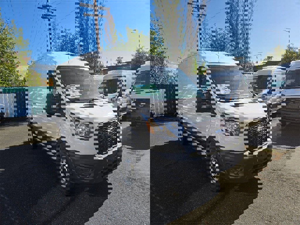 New 2025 Ford Transit 250 148 Medium Roof image 3