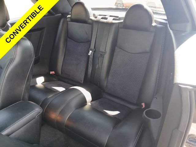 Used 2012 Chrysler 200 S FWD image 16