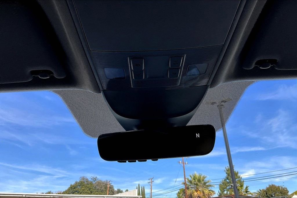 New 2026 Volkswagen Taos SE image 15