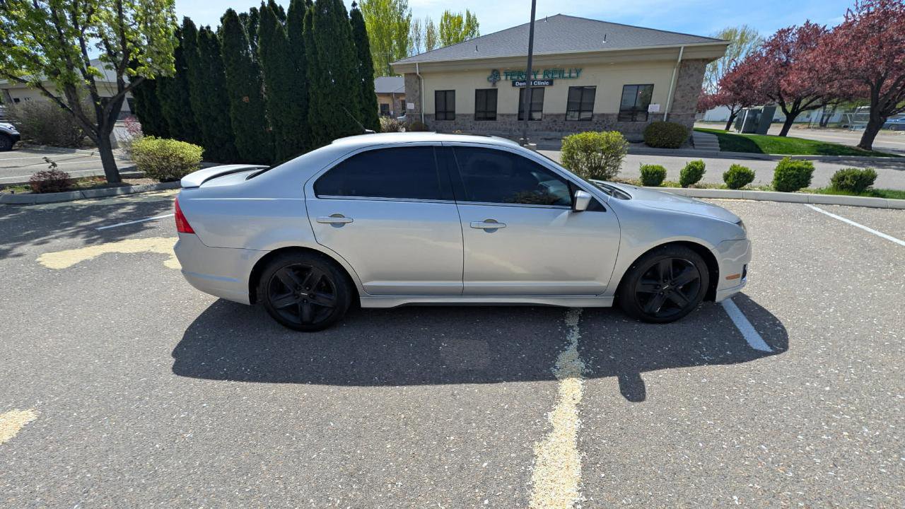 Used 2010 Ford Fusion Sport image 6