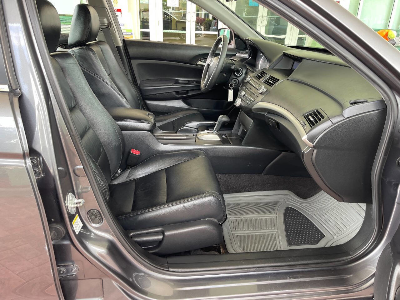 Used 2011 Honda Accord SE image 29