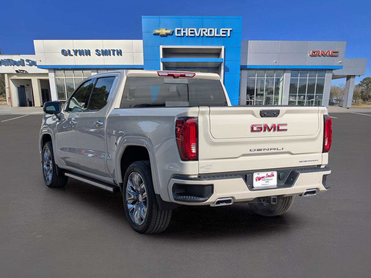 New 2026 GMC Sierra 1500 Denali w/ Denali Reserve Package image 12