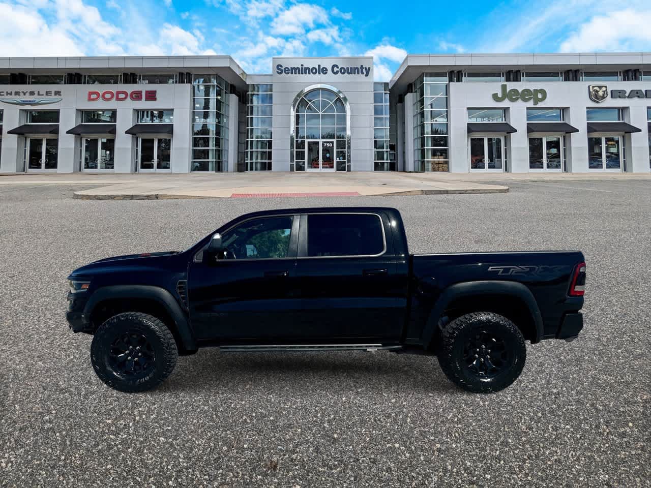 Used 2022 RAM 1500 TRX w/ TRX Level 2 Equipment Group AWD/4WD image 5