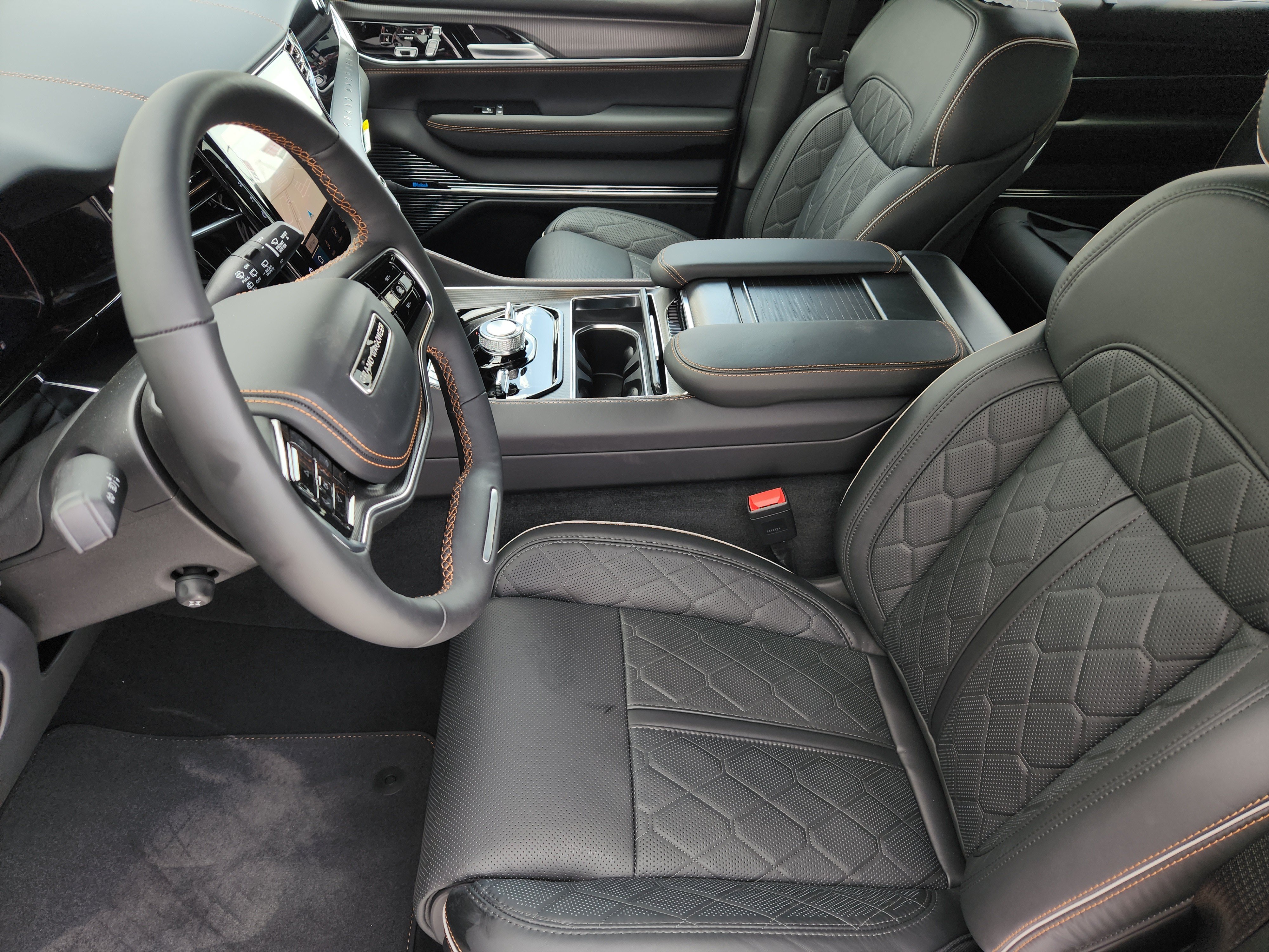 New 2026 Jeep Grand Wagoneer Summit AWD/4WD image 10