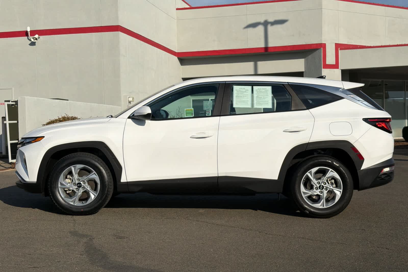Used 2023 Hyundai Tucson SE FWD image 9