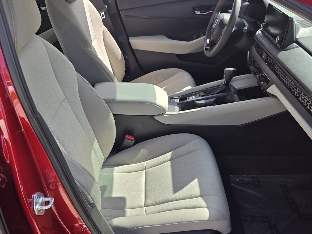Certified 2024 Honda Accord LX image 17