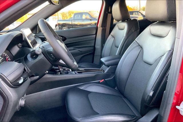 New 2026 Jeep Compass Latitude AWD/4WD image 9