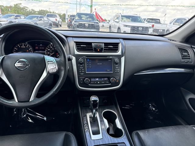 Used 2016 Nissan Altima 2.5 SL w/ 2.5 Technology Package FWD image 20
