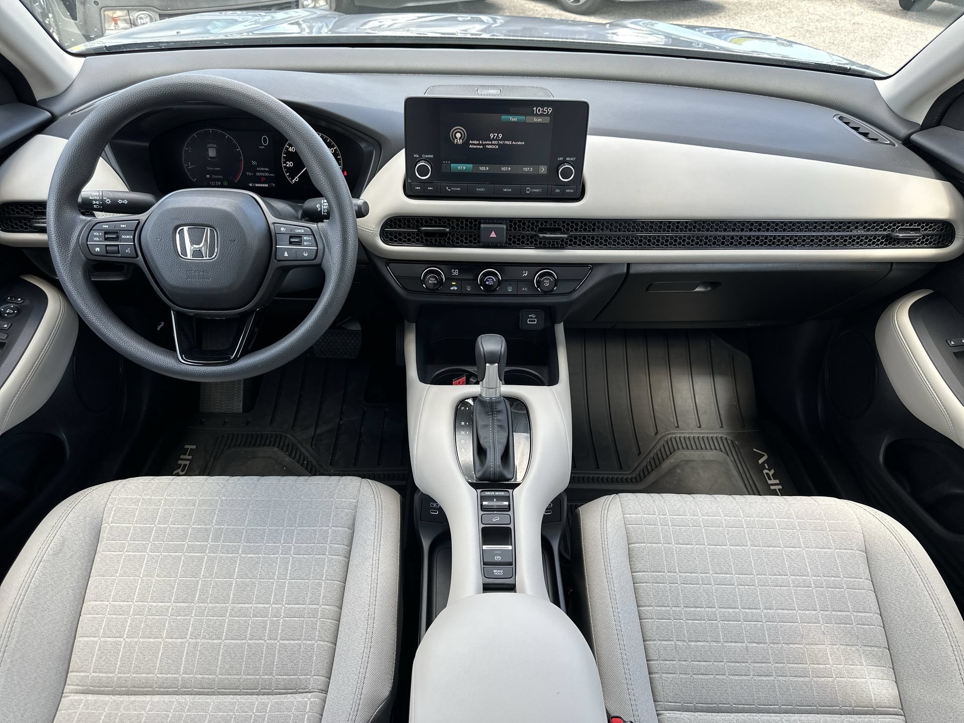 Used 2025 Honda HR-V LX image 13