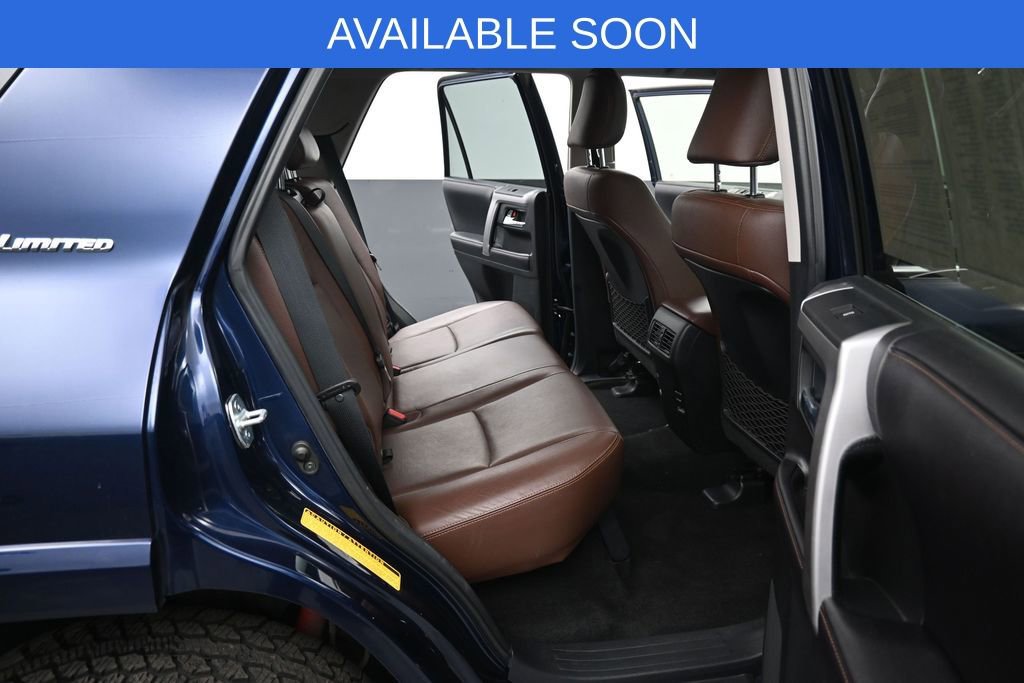 Used 2016 Toyota 4Runner Limited AWD/4WD image 33
