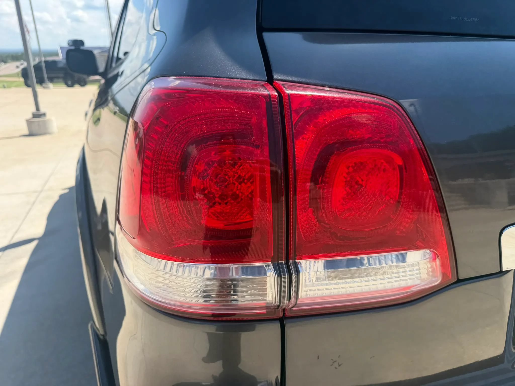 Used 2011 Toyota Land Cruiser w/ Upgrade Pkg AWD/4WD image 77