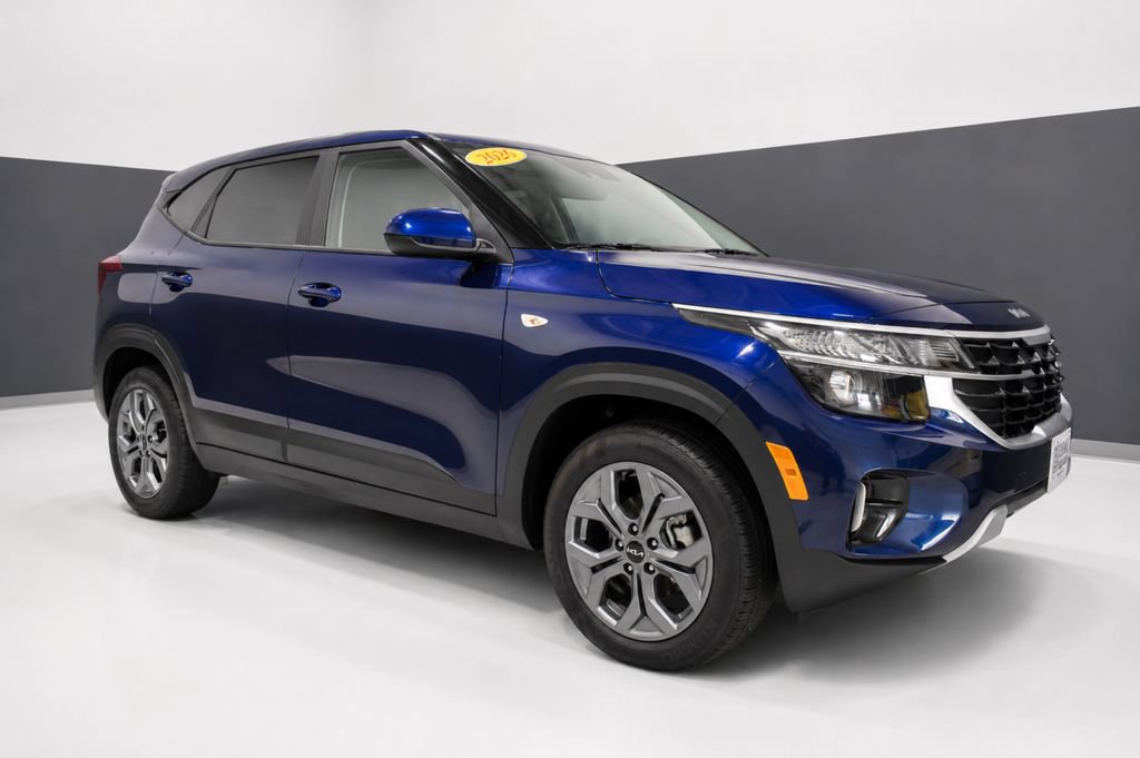 Used 2026 Kia Seltos LX FWD image 7