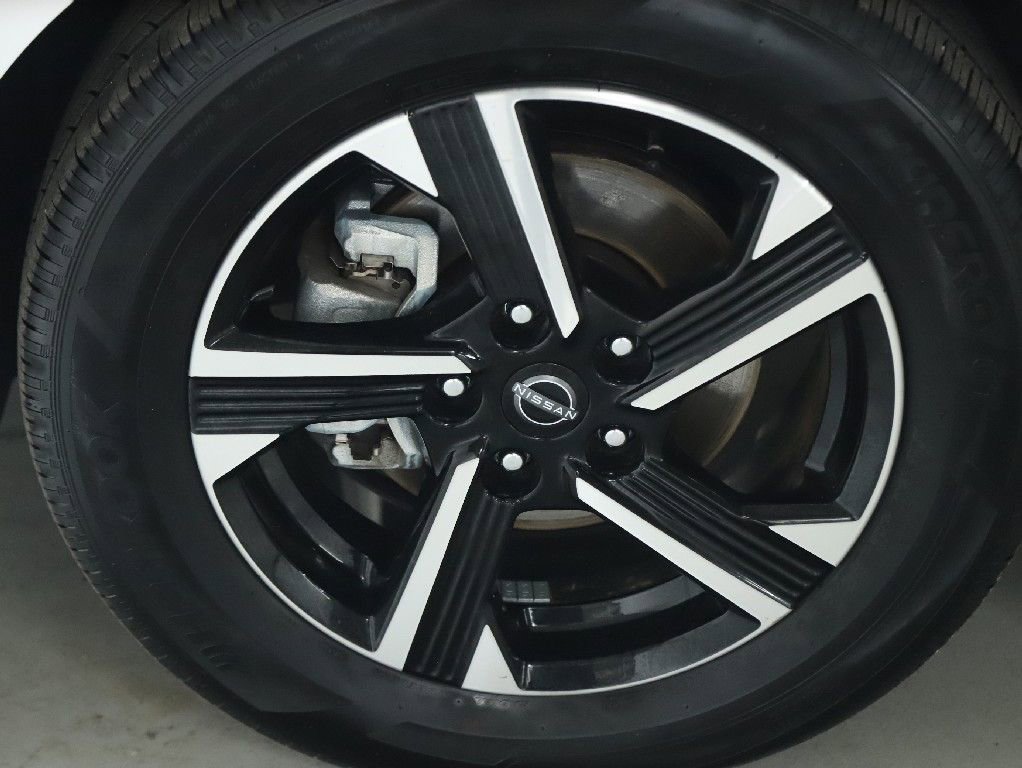 Certified 2024 Nissan Sentra SV image 38