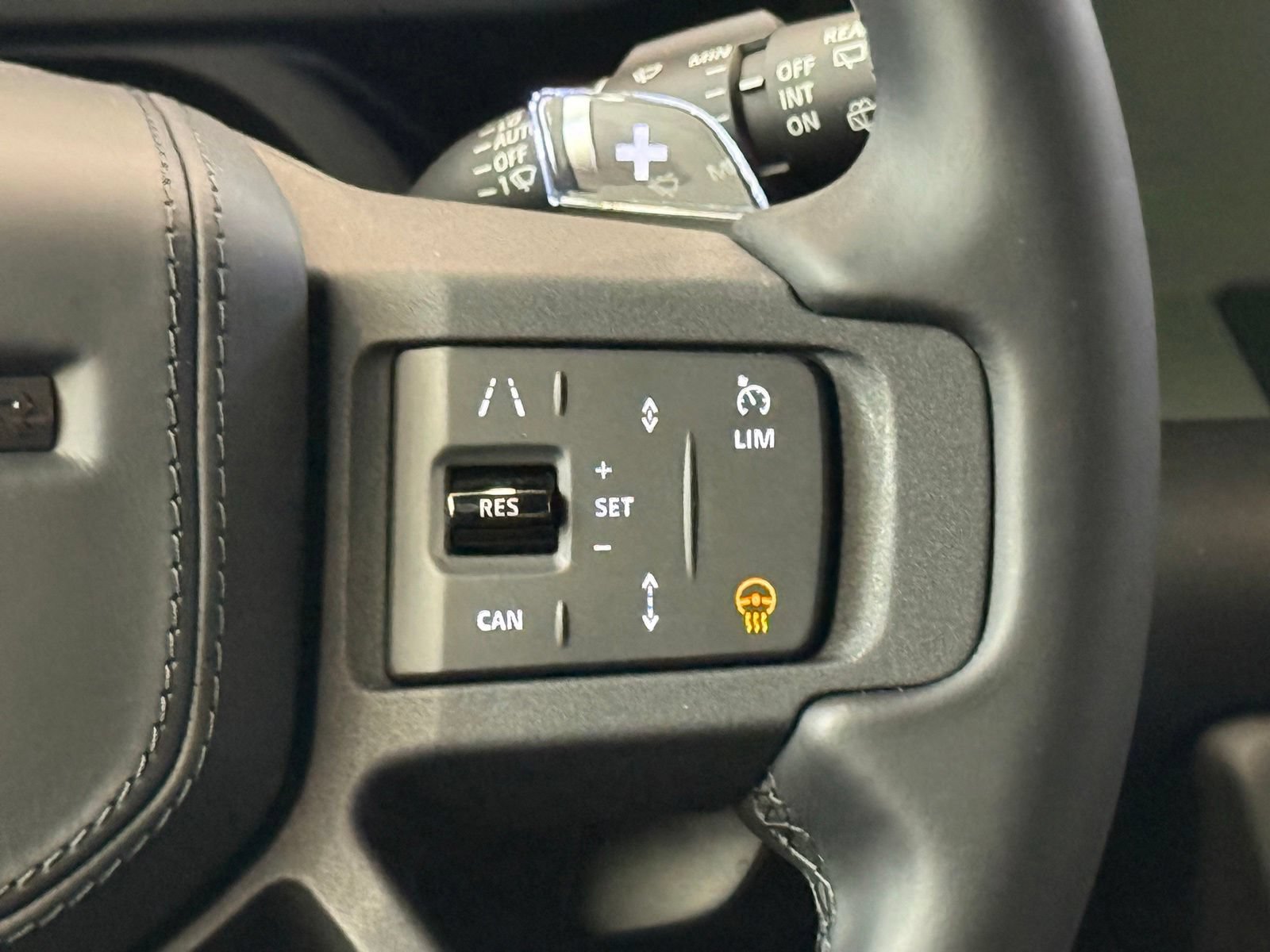 New 2026 Land Rover Defender 110 OCTA AWD/4WD image 39