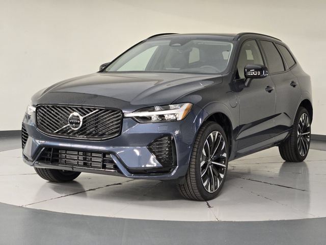 New 2026 Volvo XC60 T8 Ultra w/ Climate Package PRO AWD/4WD video 1