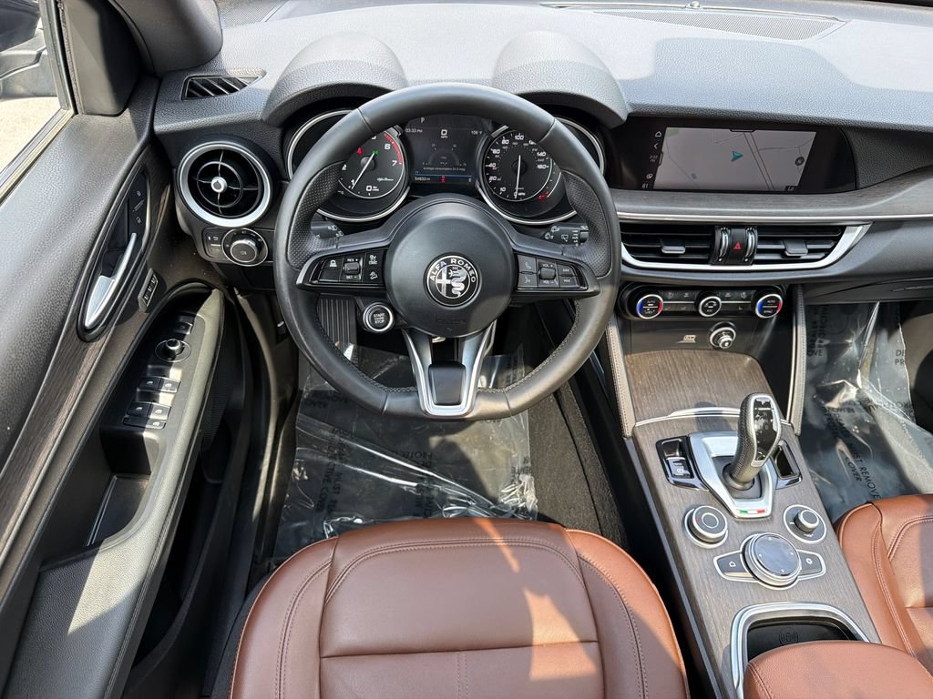 Used 2022 Alfa Romeo Stelvio Ti AWD/4WD image 20