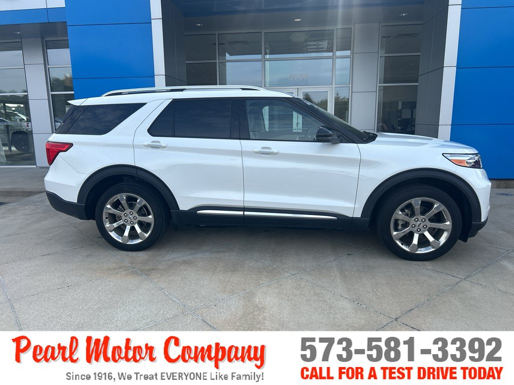 Used 2020 Ford Explorer Platinum w/ Premium Technology Package AWD/4WD image 3