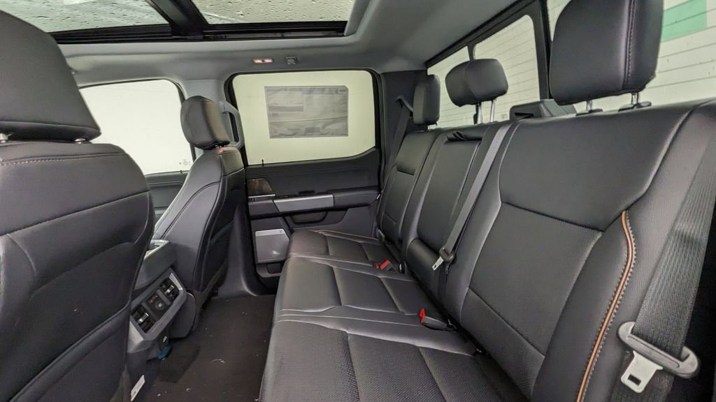 New 2026 Ford F350 Lariat w/ Lariat Premium Package image 37