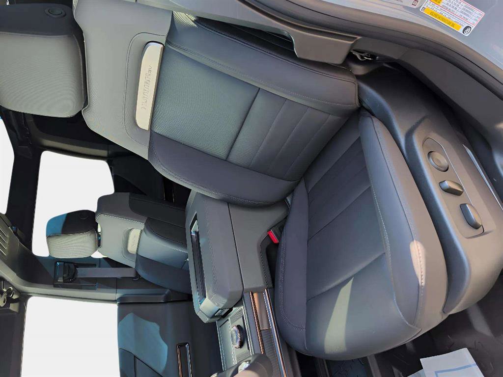 New 2025 GMC Hummer EV 3X SUV w/ LPO, Cargo Utility Package AWD/4WD image 9