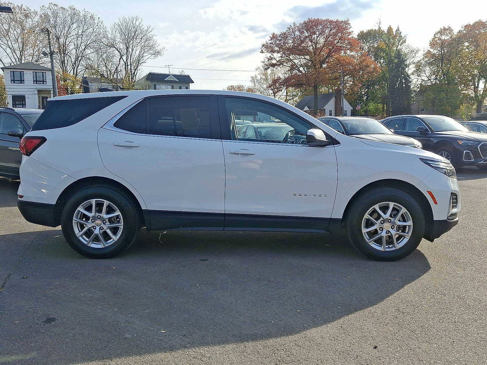 Used 2024 Chevrolet Equinox LT image 23